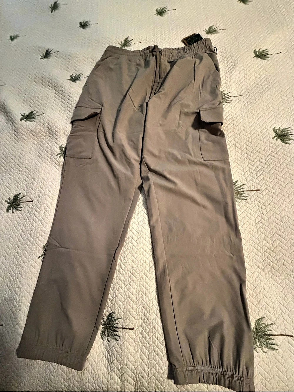 Avalanche Mountain Cargo Pant Men's Cargo Pants Mocha Large NWT